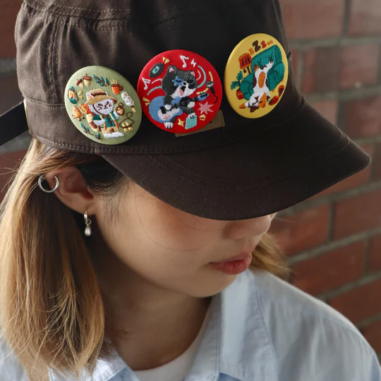 Cats After Work - Embroidery Pin Blind Bag