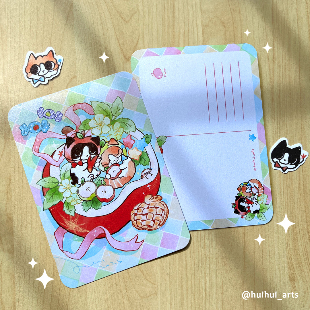 Hui Hui - Postcard - Cozy Apple