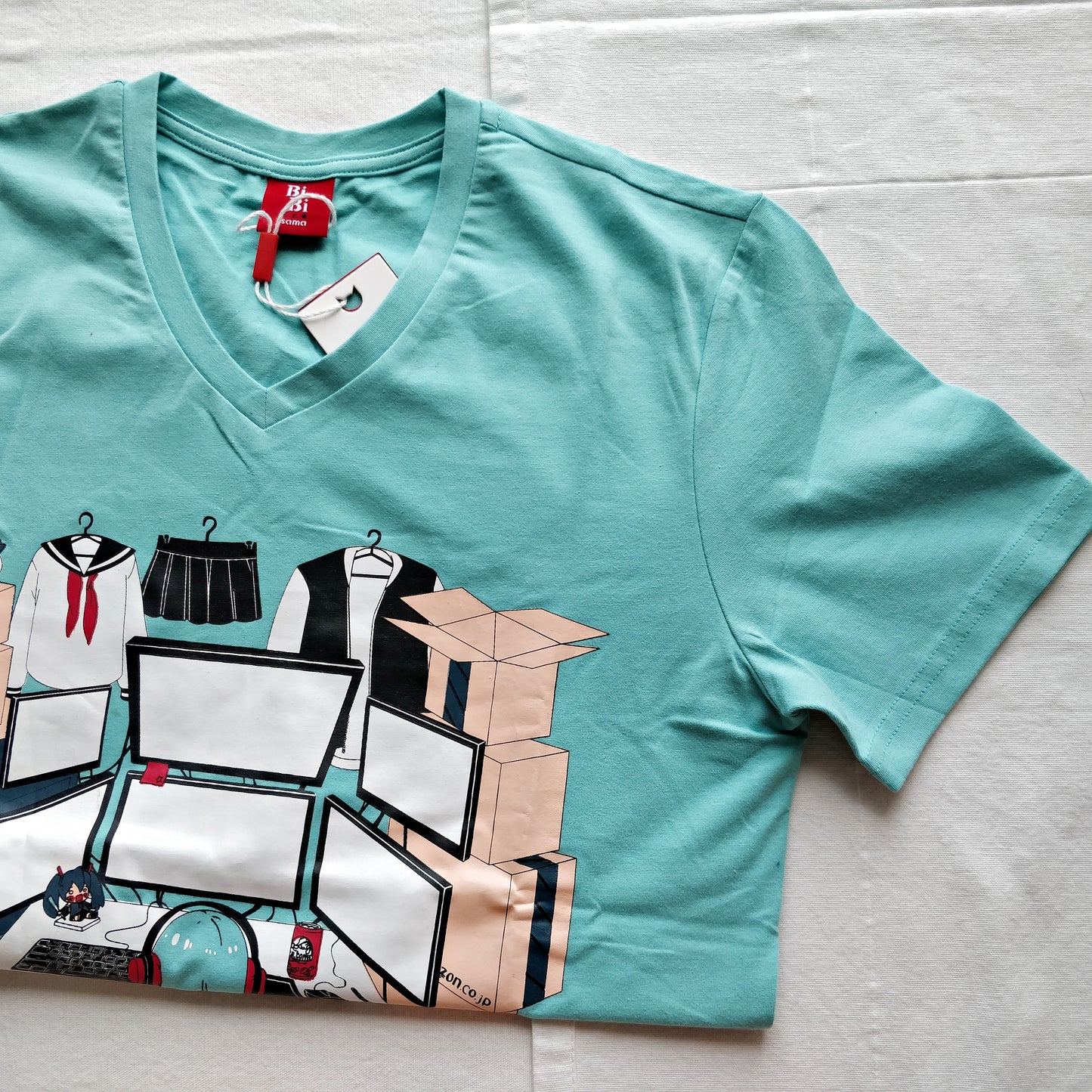 Bibisama Tee | Hikkikomori
