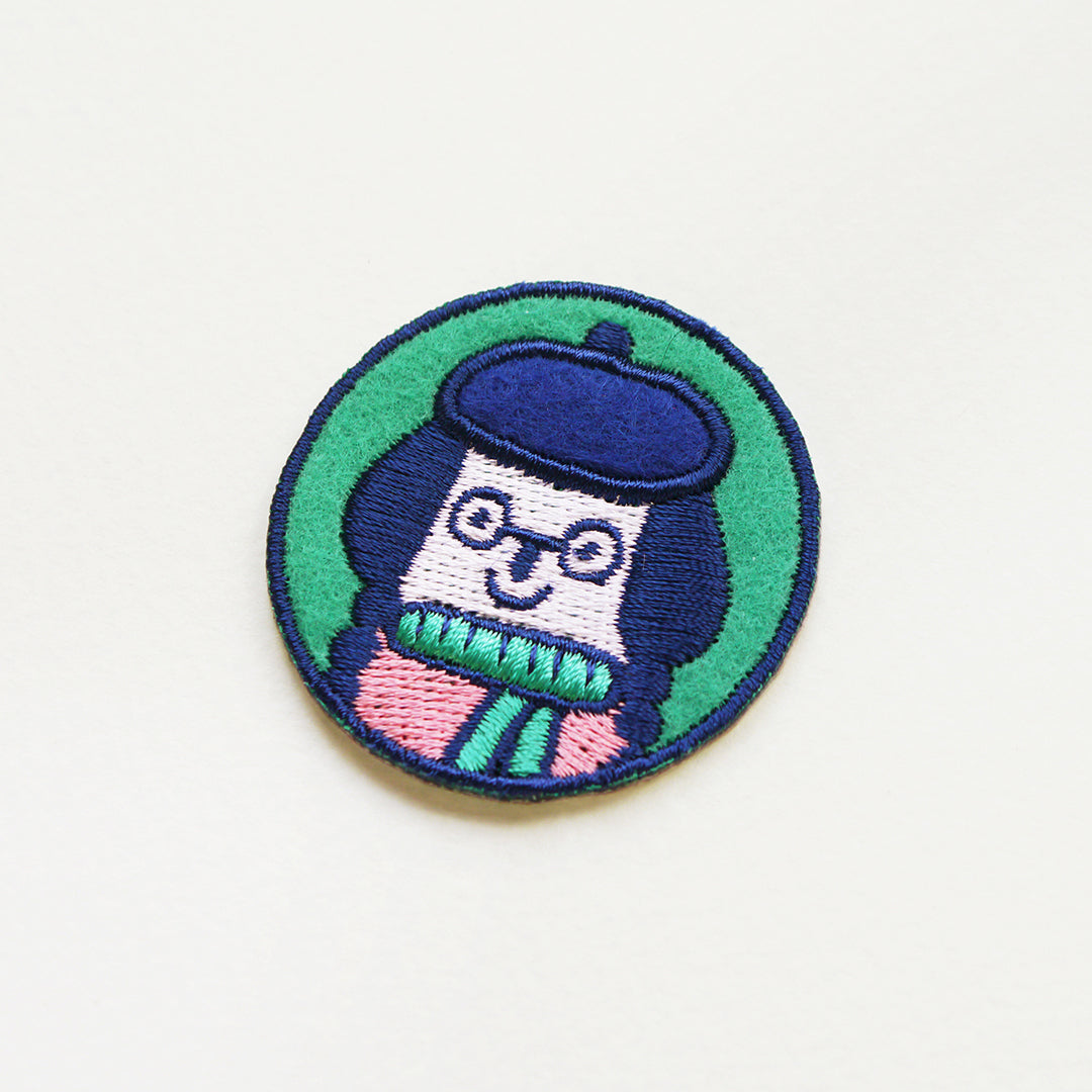 Minifanfan | Little Girl Patch Pin