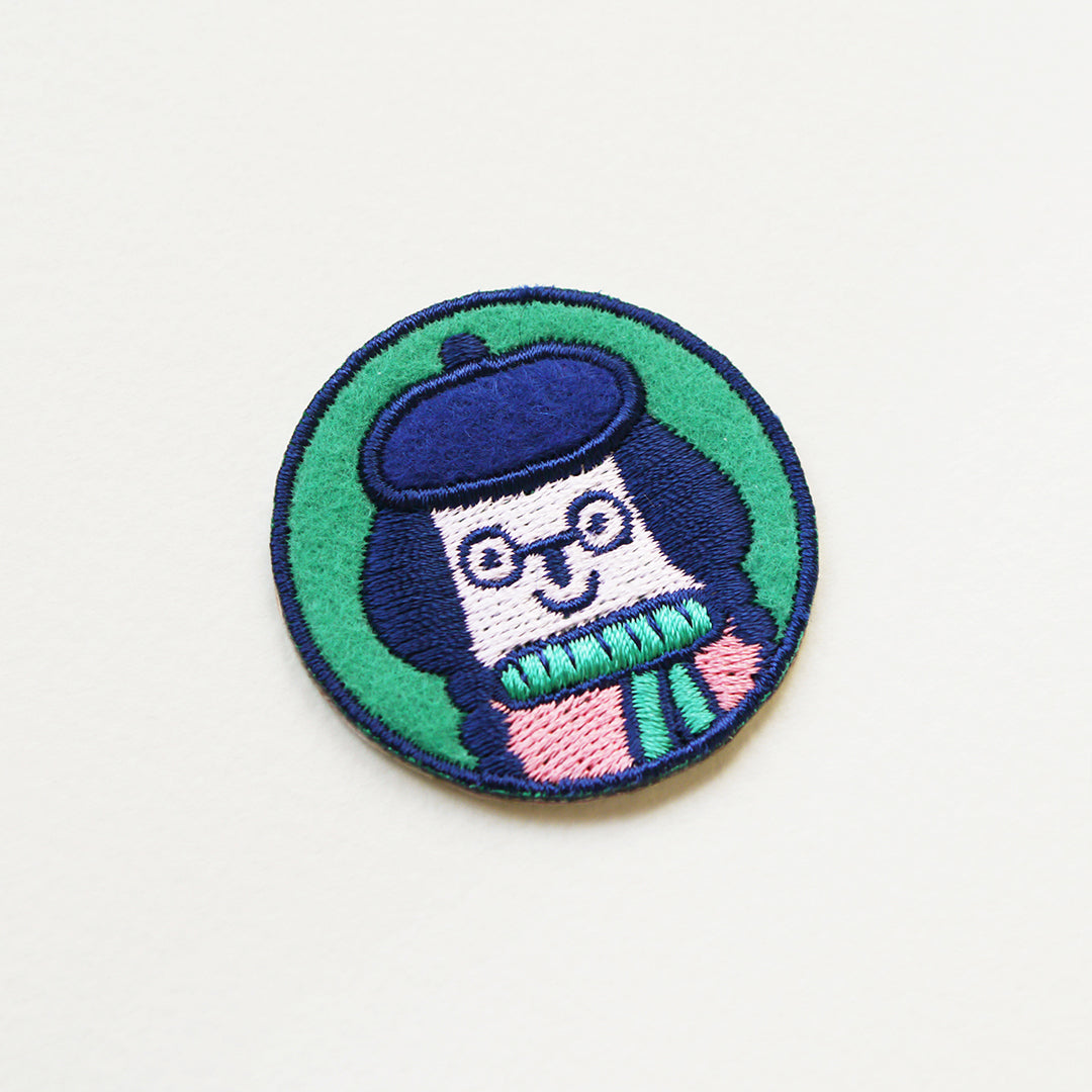 Minifanfan | Little Girl Patch Pin