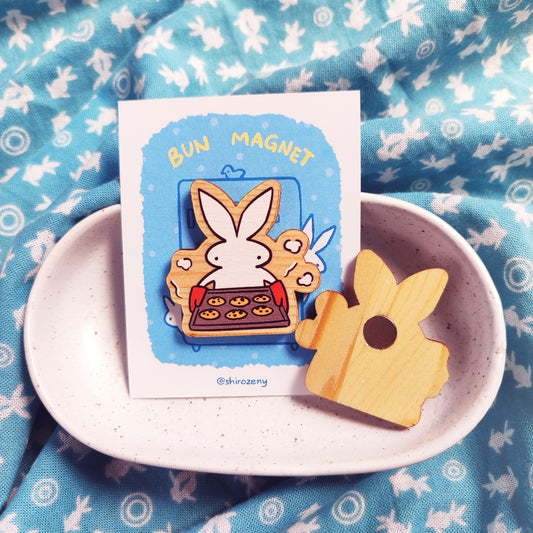 Baking Bun Wood Magnet