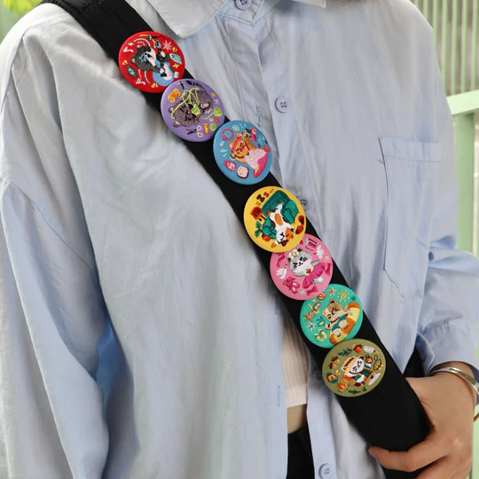 Cats After Work - Embroidery Pin Blind Bag