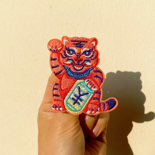 ShinnerCXI Embroidery Pin - Money Tiger