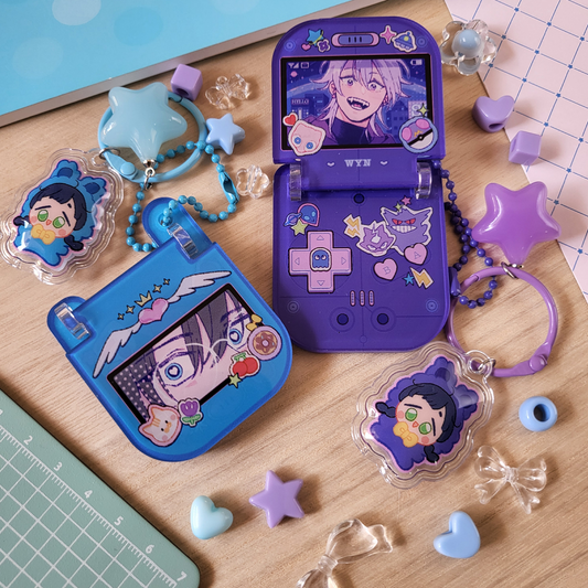 NTMY ✿ RETRO FLIP-PHONE KEYCHAIN (2 Variations - Wyn, Daze )