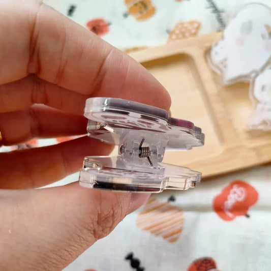 Weiliwonka Acrylic Clips - Cauldron