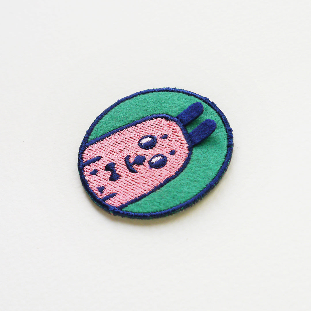 Minifanfan | Pink Rabbit Patch Pin